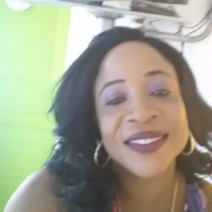 Meet your Posher, Gloria